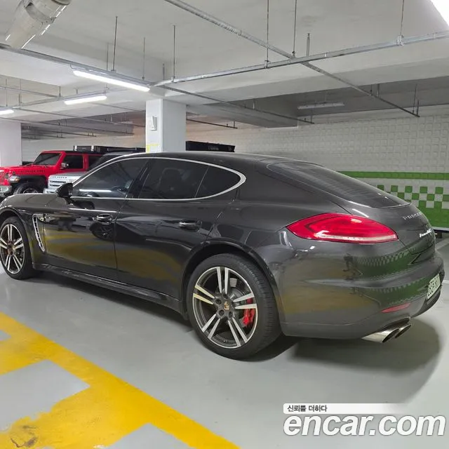 Porsche Panamera 2014 thumb 4