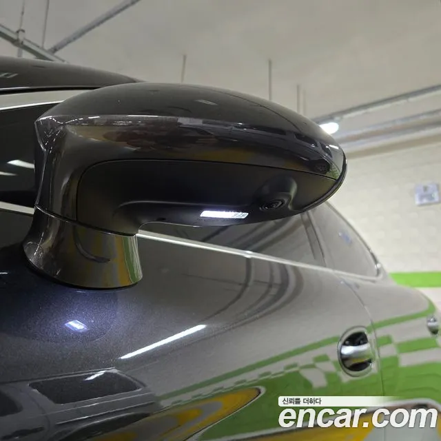 Porsche Panamera 2014 thumb 6