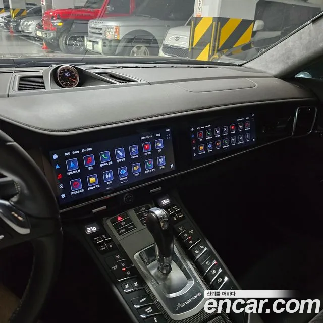 Porsche Panamera 2014 thumb 10