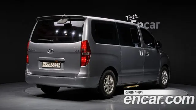 Hyundai Starex 2014 thumb 2