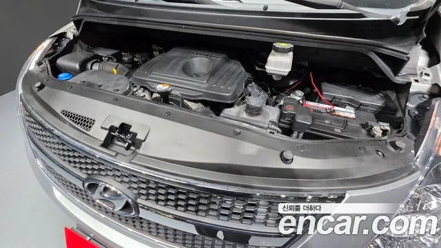 Hyundai Starex 2014 thumb 6