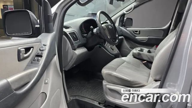 Hyundai Starex 2014 thumb 10