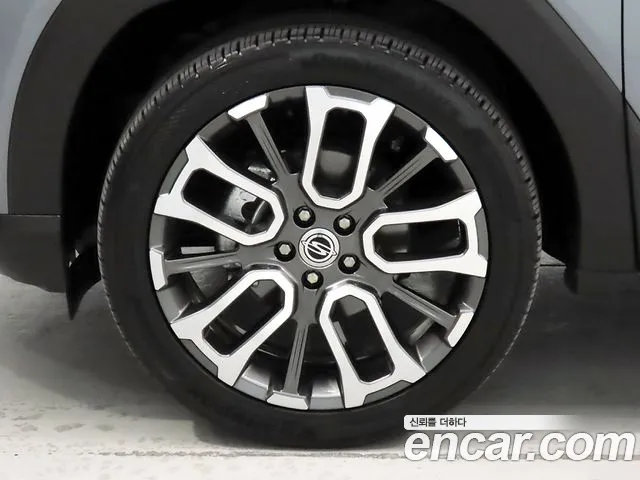 KG_Mobility_Ssangyong Torres 2022 thumb 5