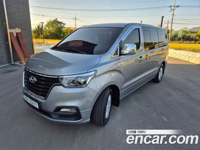 Hyundai Starex 2018 thumb 3
