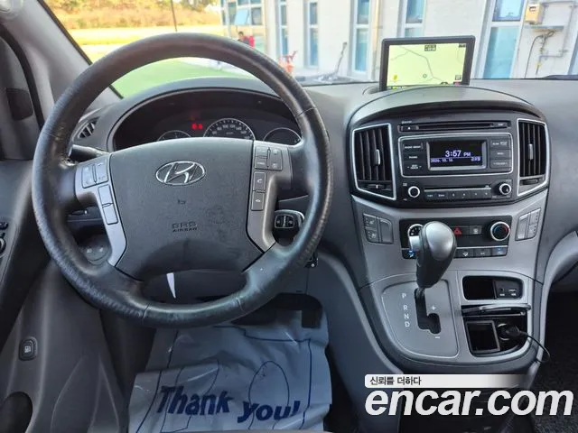 Hyundai Starex 2018 thumb 10