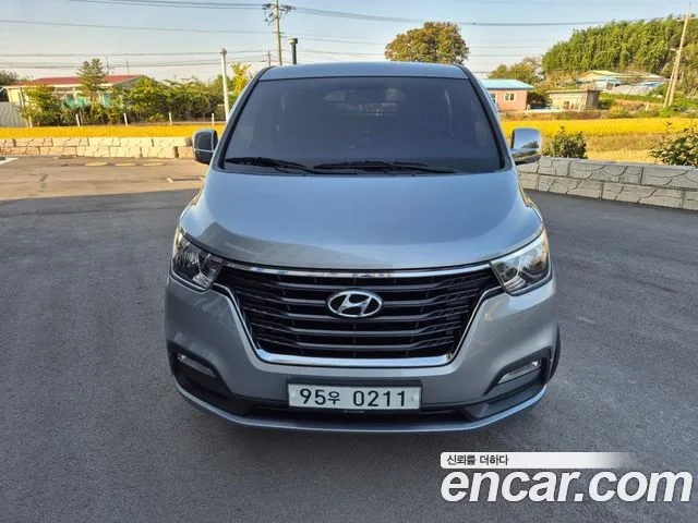 Hyundai Starex 2018 thumb 12