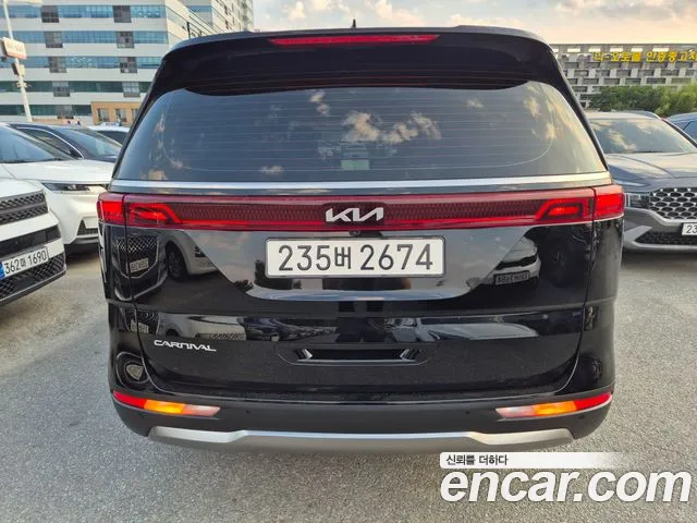 Kia Carnival 2022 thumb 5