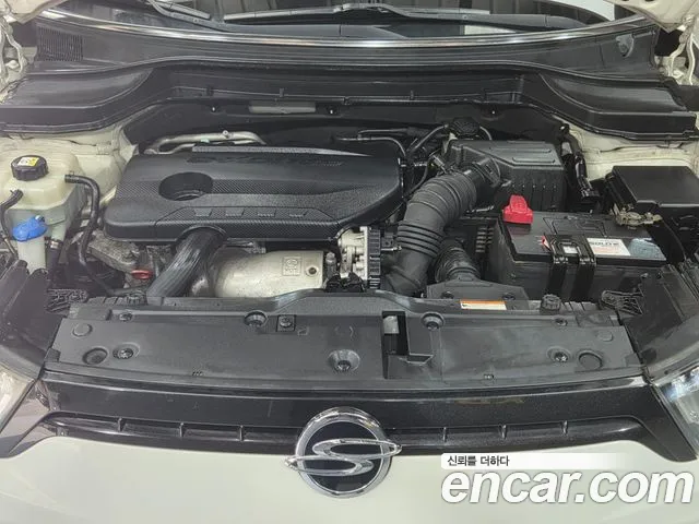 KG_Mobility_Ssangyong TIBOLI 2015 thumb 10