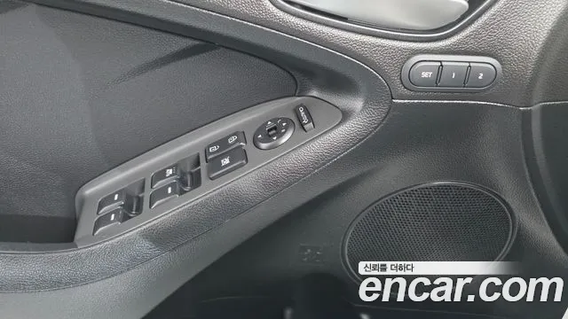 Kia K3 2016 thumb 11