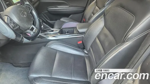 Renault-KoreaSamsung Koleos 2017 thumb 6