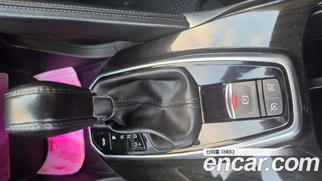 Renault-KoreaSamsung Koleos 2017 thumb 9