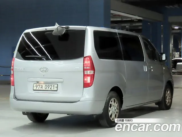 Hyundai Starex 2015 thumb 2