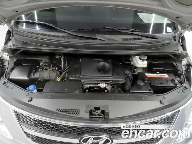 Hyundai Starex 2015 thumb 6