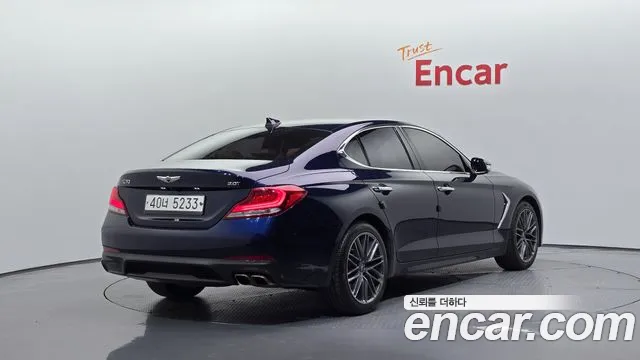 Genesis G70 2018 thumb 2