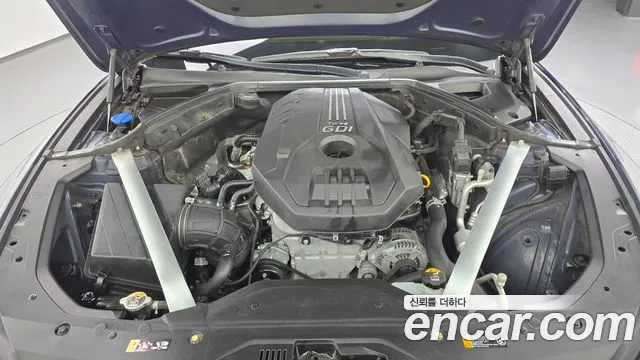Genesis G70 2018 thumb 6