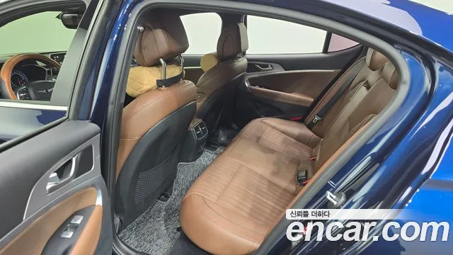 Genesis G70 2018 thumb 11