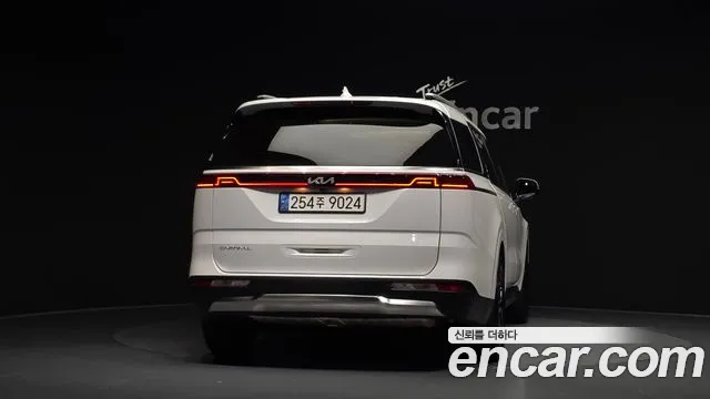 Kia Carnival 2022 thumb 3