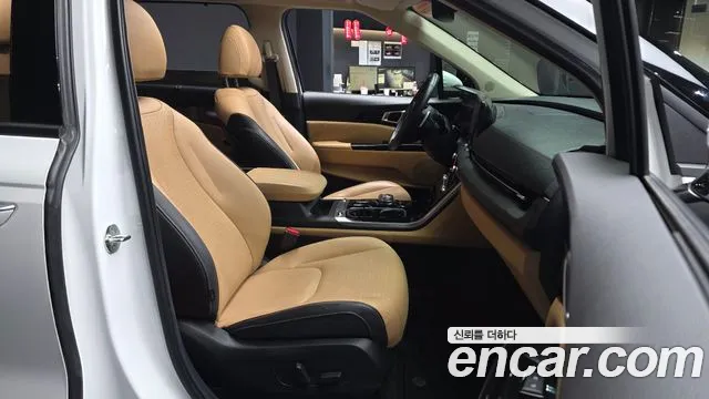 Kia Carnival 2022 thumb 10