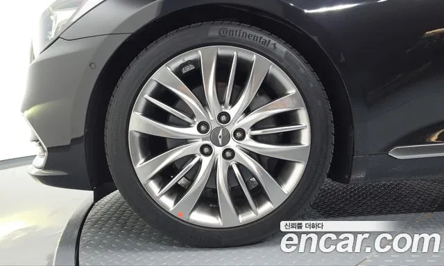 Genesis G80 2017 thumb 4