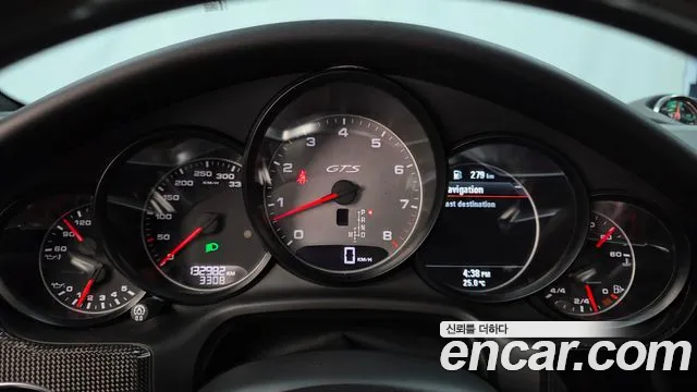 Porsche Panamera 2012 thumb 8