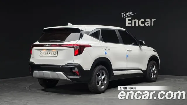 Kia Seltos 2023 thumb 2