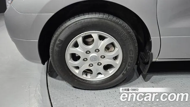Hyundai Starex 2012 thumb 5