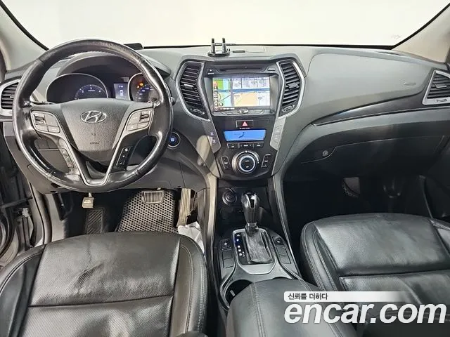 Hyundai Santa Fe 2012 thumb 5