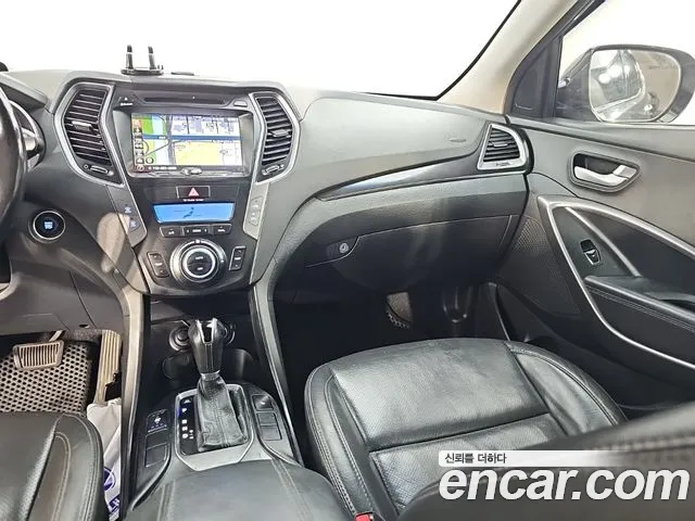 Hyundai Santa Fe 2012 thumb 9