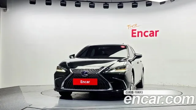 Lexus ES 2021 thumb 3
