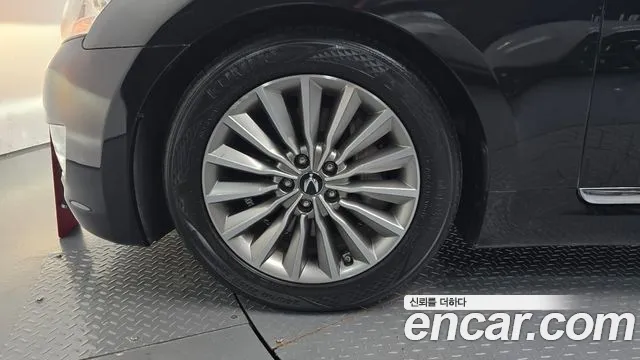 Hyundai Equus 2013 thumb 5