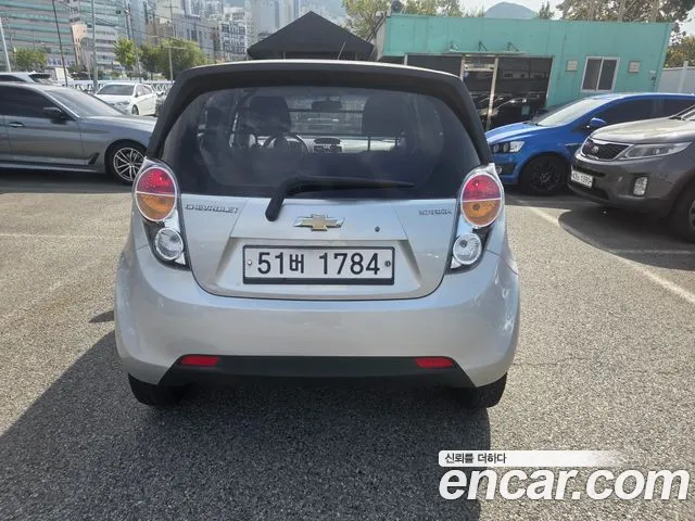 ChevroletGMDaewoo Spark 2011 thumb 11