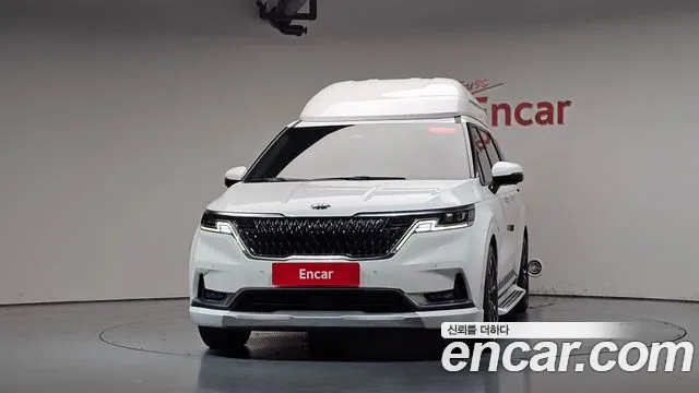 Kia Carnival 2021 thumb 2