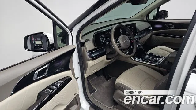 Kia Carnival 2021 thumb 9