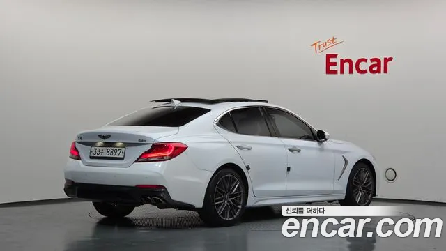 Genesis G70 2018 thumb 2
