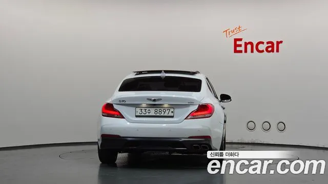 Genesis G70 2018 thumb 4