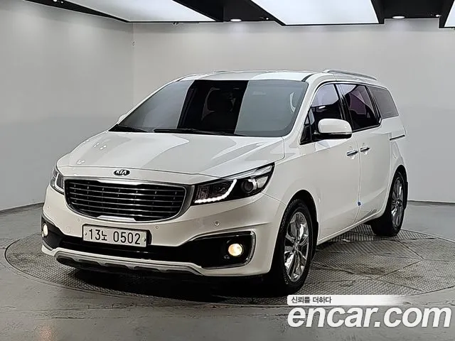 Kia Carnival 2016 thumb 11