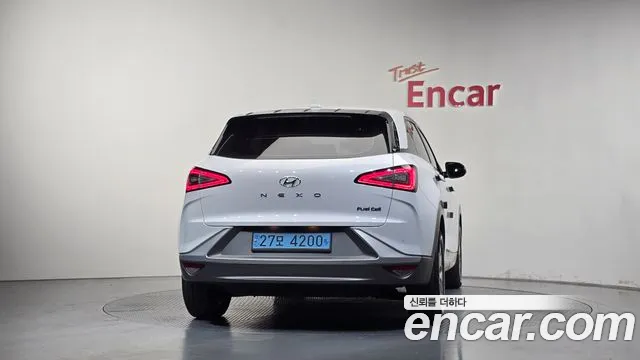 Hyundai Nexo 2021 thumb 4