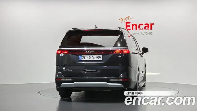 Kia Carnival 2022 thumb 4