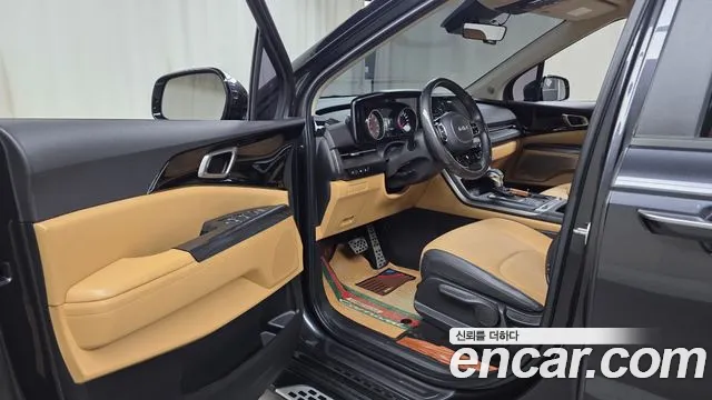 Kia Carnival 2022 thumb 10