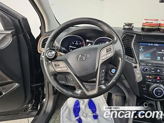 Hyundai Santa Fe 2016 thumb 9