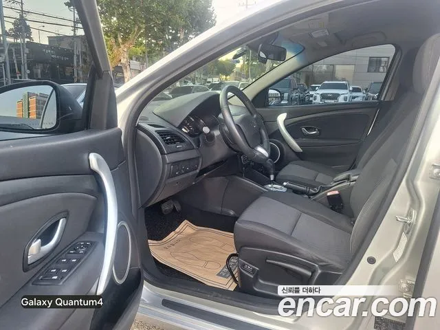 Renault-KoreaSamsung Fluence 2009 thumb 8