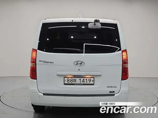 Hyundai Starex 2019 thumb 3