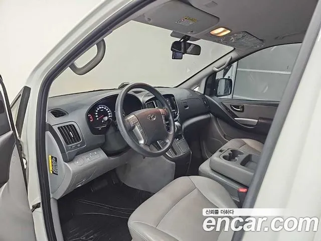Hyundai Starex 2019 thumb 7