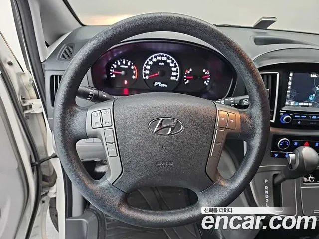 Hyundai Starex 2019 thumb 9