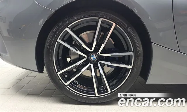 BMW Z4 2025 thumb 5