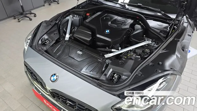 BMW Z4 2025 thumb 6