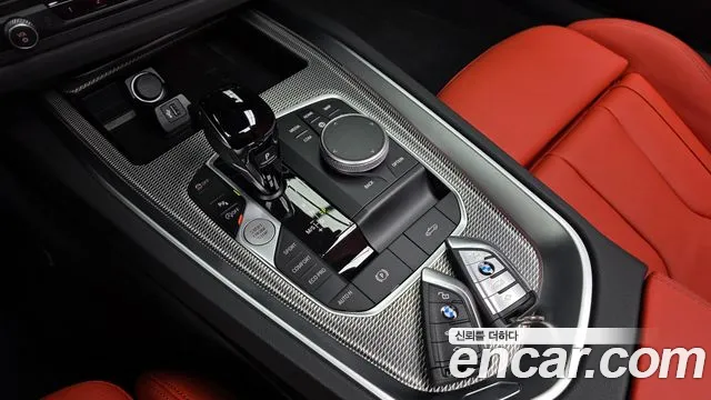BMW Z4 2025 thumb 9