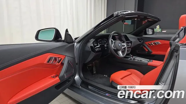BMW Z4 2025 thumb 10
