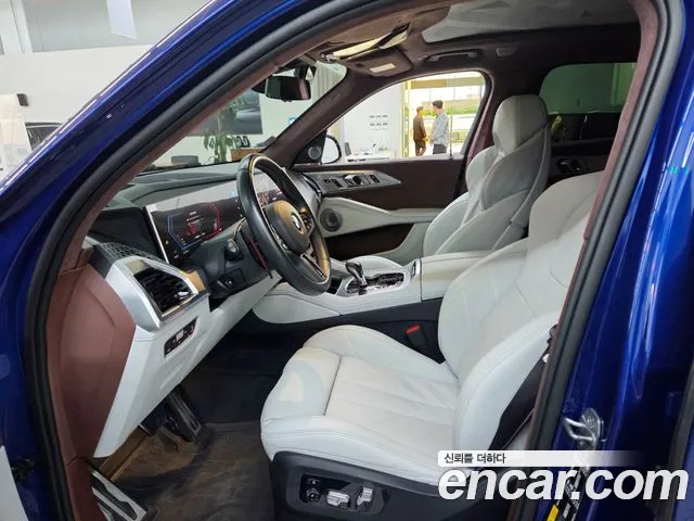 BMW XM 2023 thumb 10