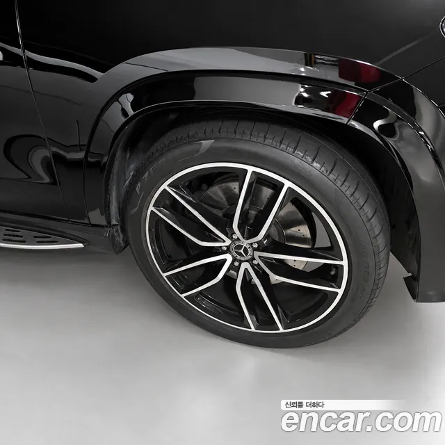 Mercedes-Benz GLS 2024 thumb 5